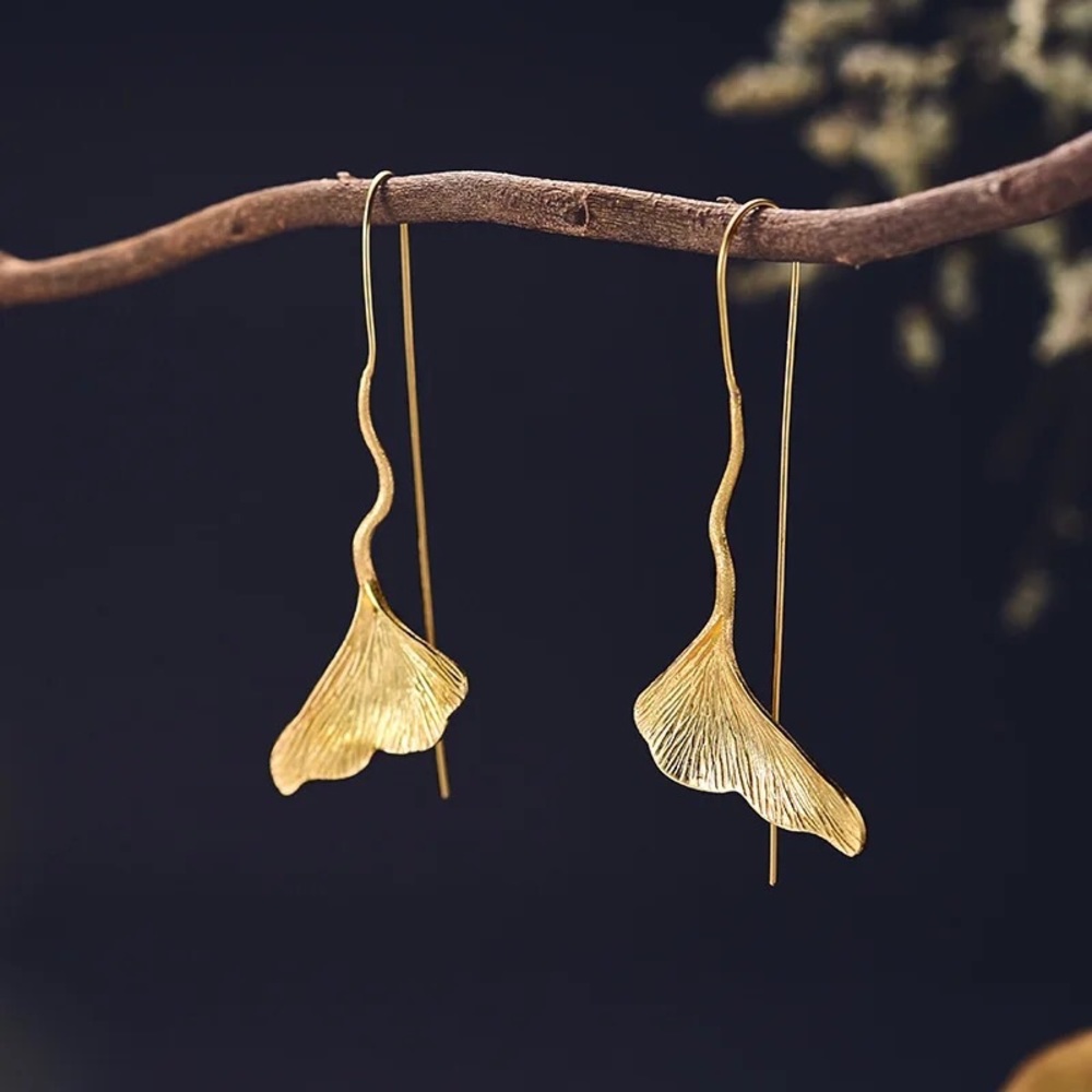 Bohemian Minimalist Beautiful Natural Leaf Long Chain Earrings - Picture 2 of 8